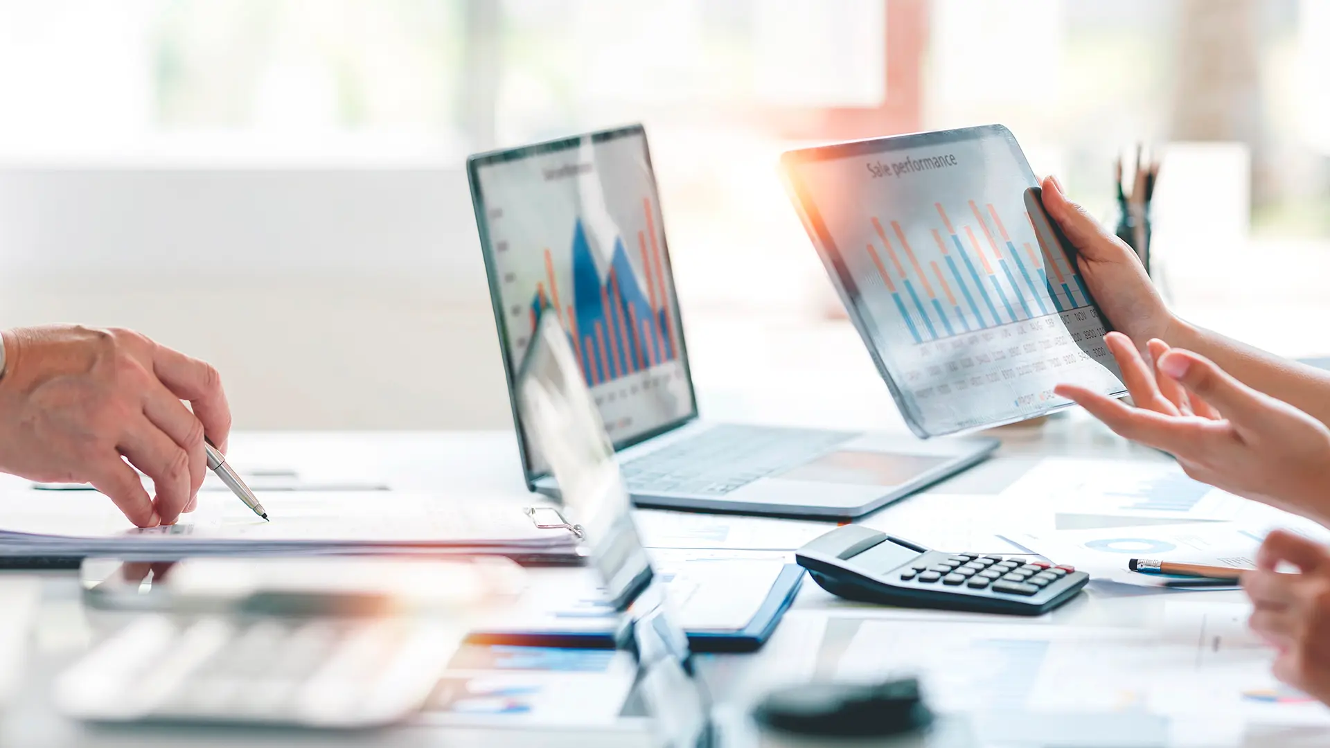 <span class='tc-acc'>Ingreso</span> adicional