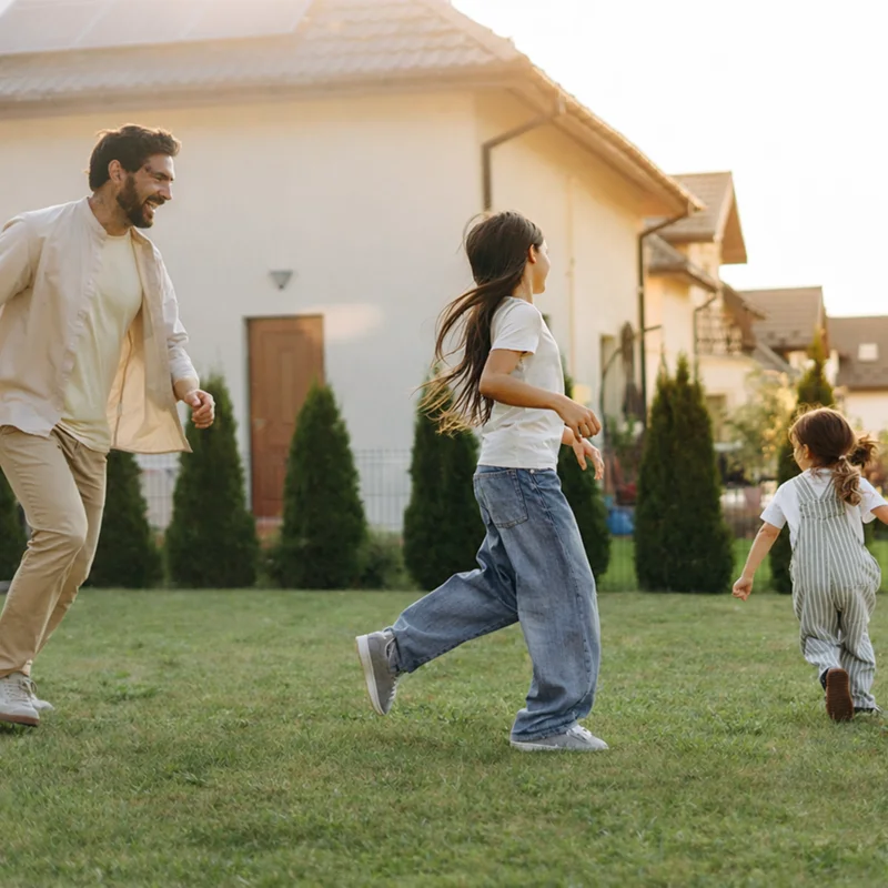 Instalación de pasto sintético